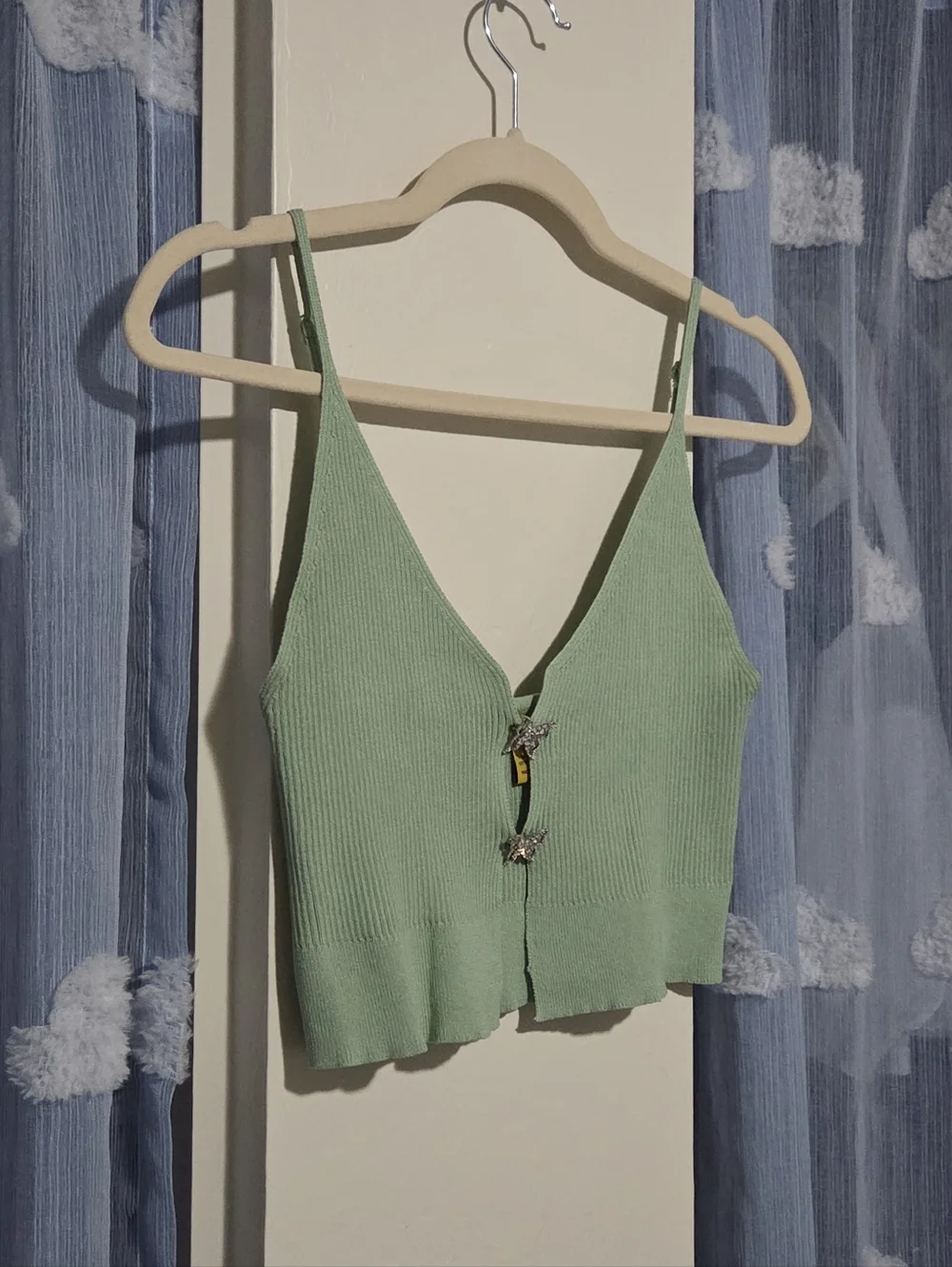 Daisy Ribbed Butterfly Cropped Tank - Picture 2 of 8